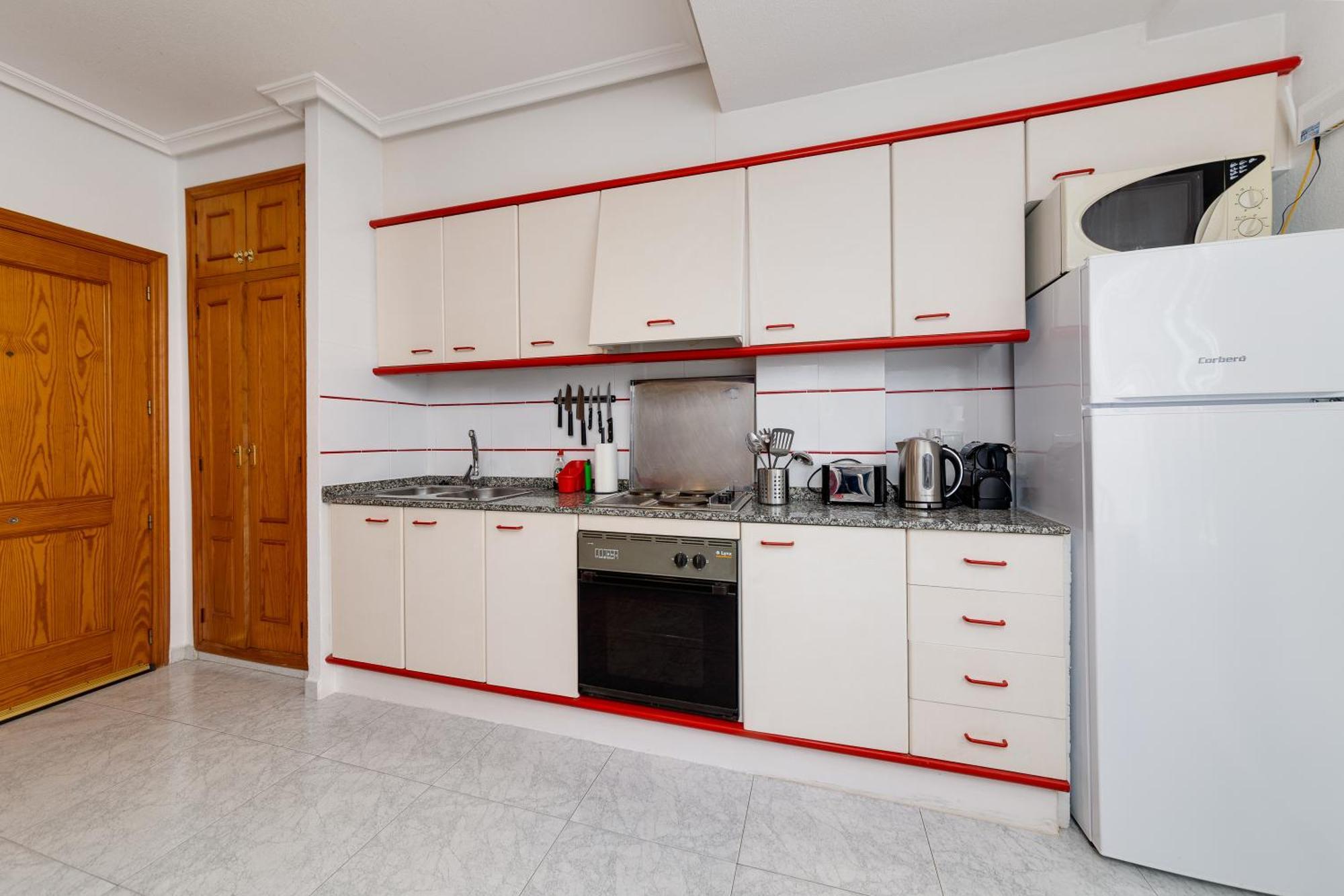 Lovely Apartment Near The Sea ตอร์เรเวียคา ภายนอก รูปภาพ
