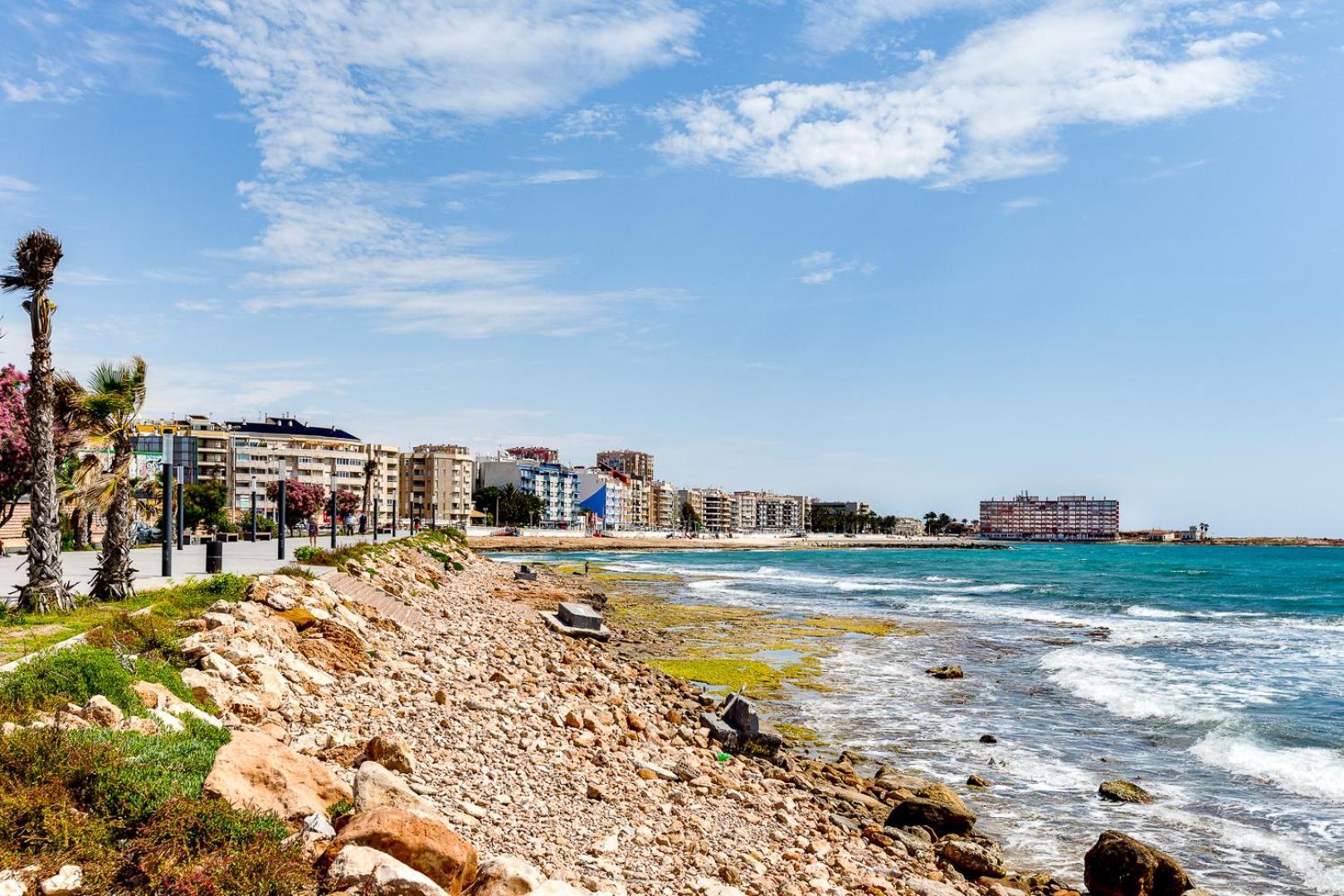 Lovely Apartment Near The Sea ตอร์เรเวียคา ภายนอก รูปภาพ